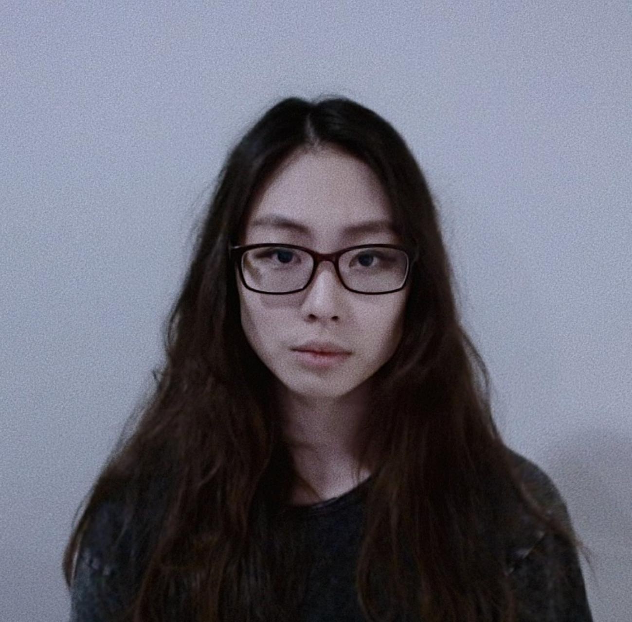 Photo Portrait of Gwyn Choi.