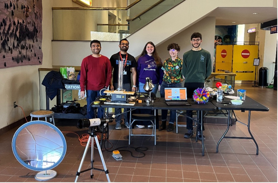Volunteers at RMSC Space Week 2025