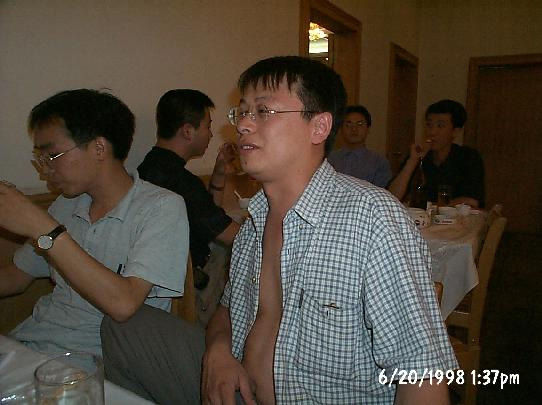 liuyang11.jpg (64867 bytes)
