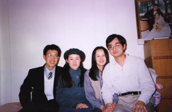 2couples.jpg (31549 bytes)