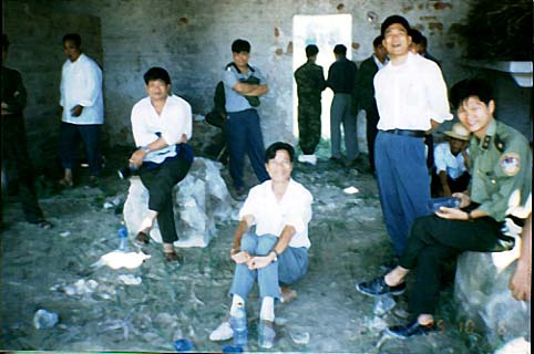 libin1.jpg (61335 bytes)
