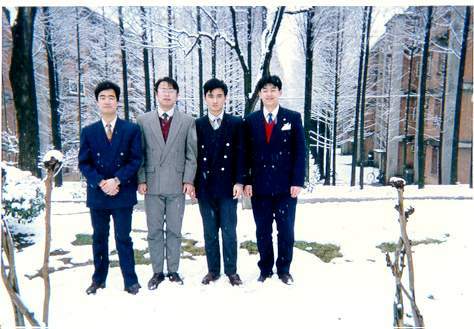 snow2.jpg (34548 bytes)