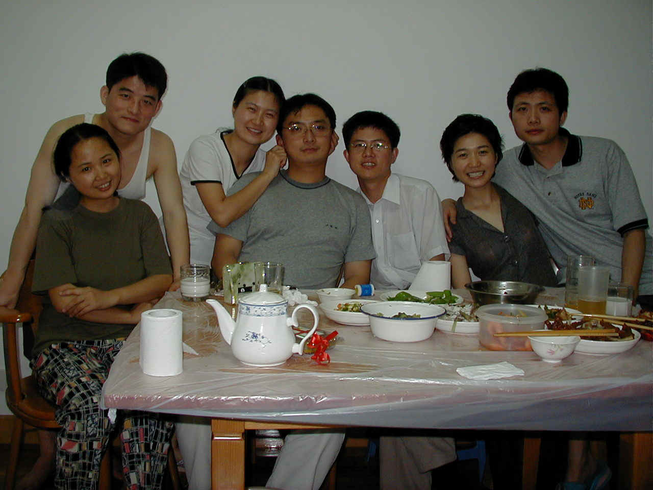 gathering4.jpg (180815 bytes)