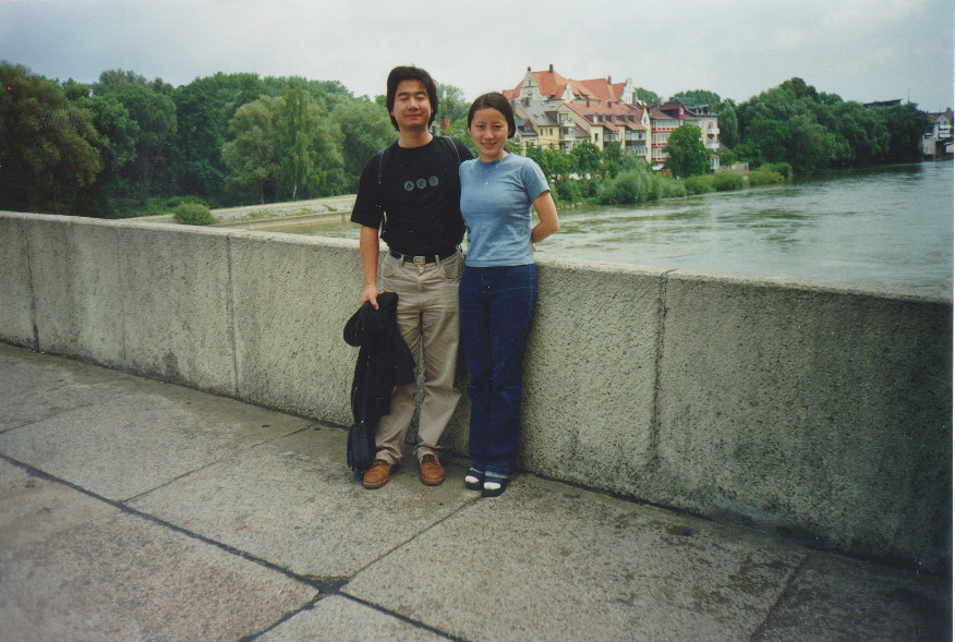 regensburg_b-1.jpg (223323 bytes)