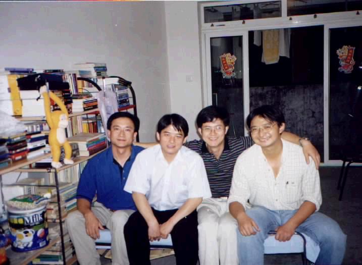 7.jpg (48803 bytes)