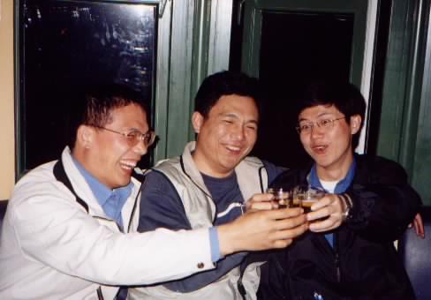 li2.jpg (23289 bytes)