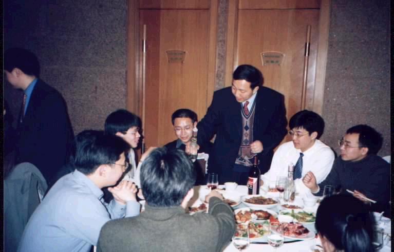w010.jpg (44555 bytes)