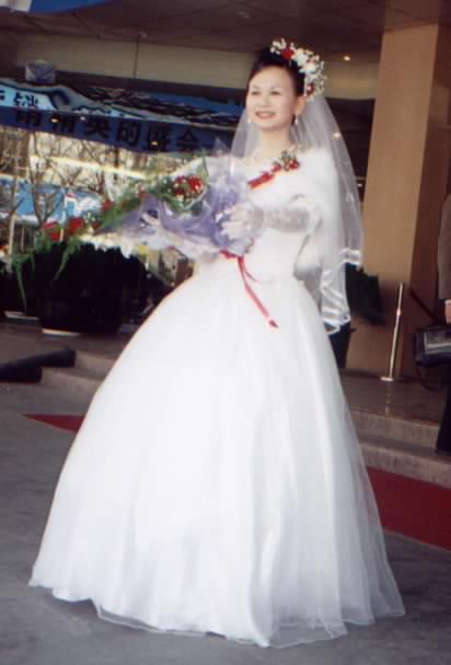 w7.jpg (23853 bytes)