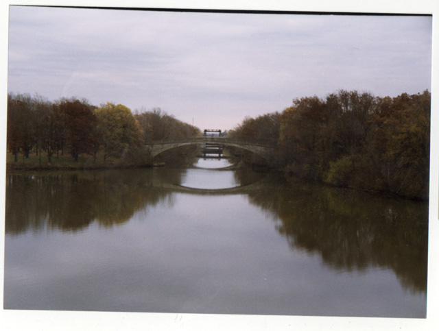 ny3.jpg (79331 bytes)